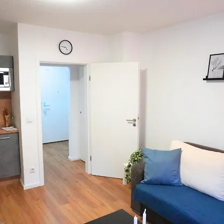 Living-life, Klinik & Messe Vor Ort, Wlan, Netflix Apartment