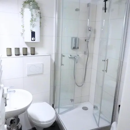 Living-life, Klinik & Messe Vor Ort, Wlan, Netflix 公寓 埃森