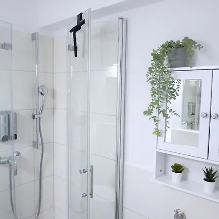 Living-life, Klinik & Messe Vor Ort, Wlan, Netflix Appartamento Essen